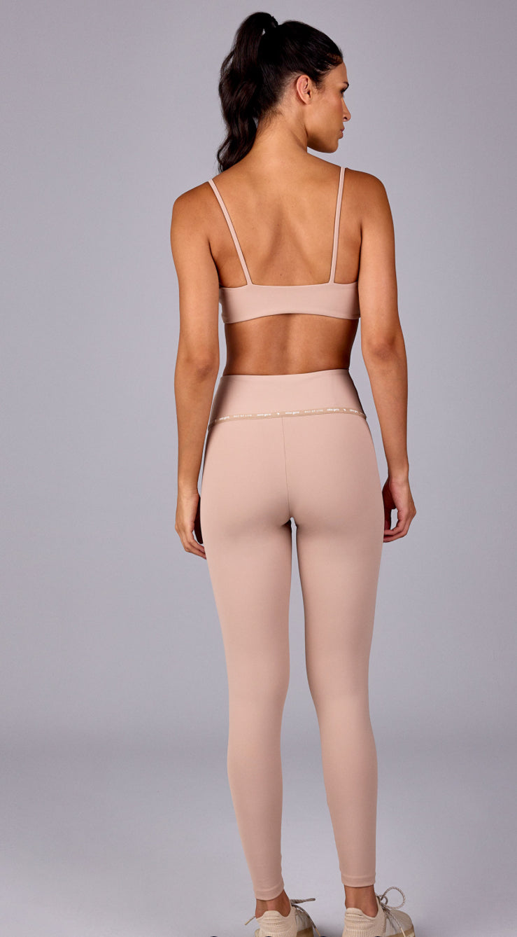 Elastic waistband leggings