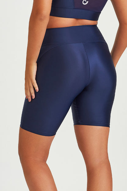 Athletic shorts with tulle pocket