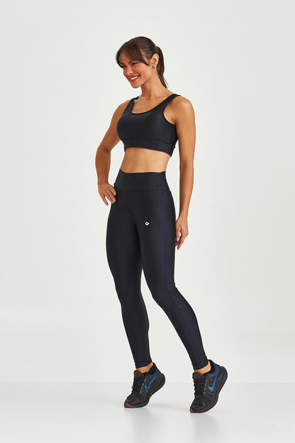 Athletic top with tulle on the back