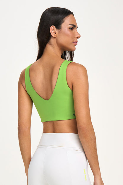 4 IN 1 TANK TOP AND V-NECKLINE