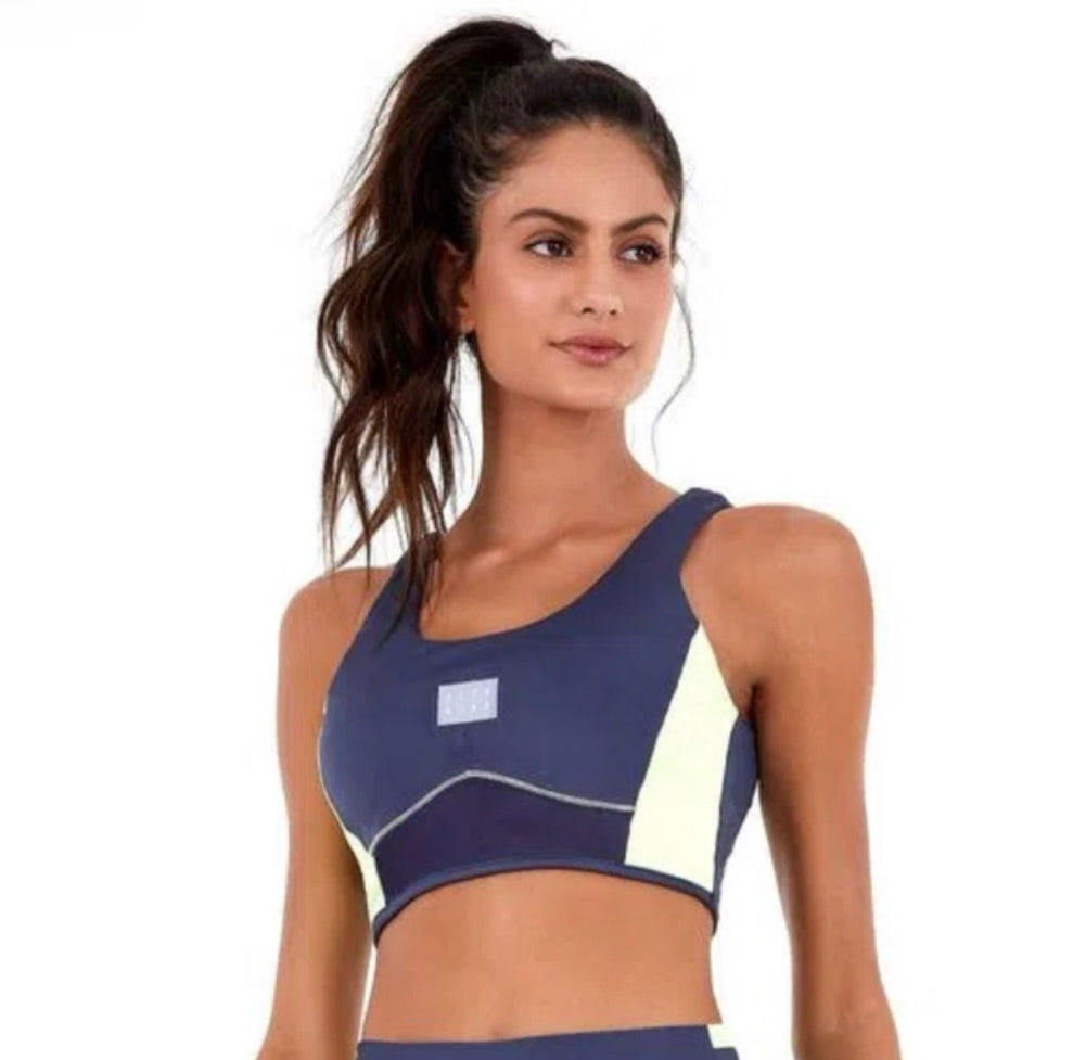 Blackout top cutout screen