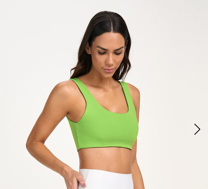 4 IN 1 TANK TOP AND V-NECKLINE