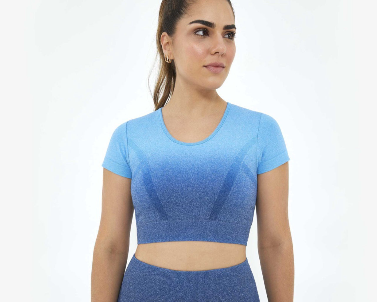 Seamless gradient cropped top