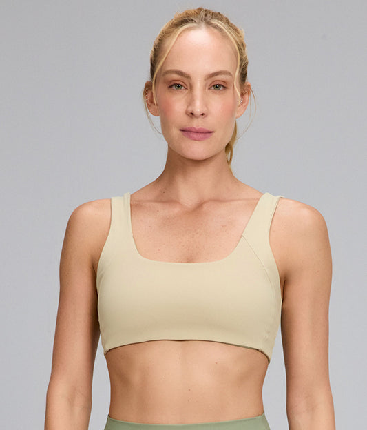 Reversible bi-color top